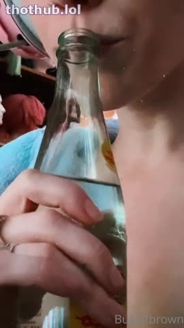 OnlyFans leaked Bukktibrown Bottle Blowjob on HDthot