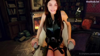 Blinkx-Lara Croft Livestream