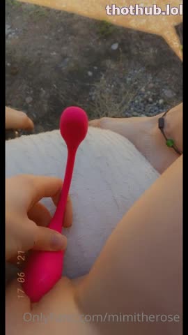 OnlyFans leaked xmimirose plays with pink vibrator on HDthot