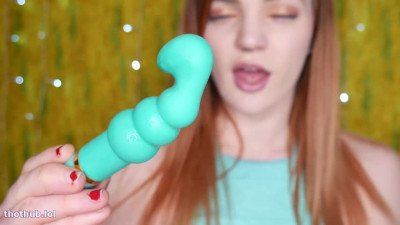 Carly Rae Summers Wants You To Lick Her Toy Clean