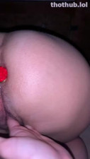 Thick girl gets fingered with buttplug