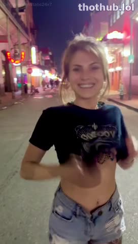 OnlyFans leaked Tabs24x7-public bare tits flash on her birthday on HDthot