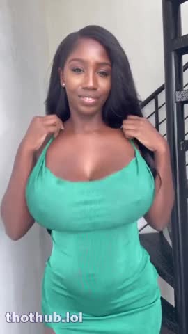 OnlyFans leaked Ellietheempress Hot nipples bounce on HDthot