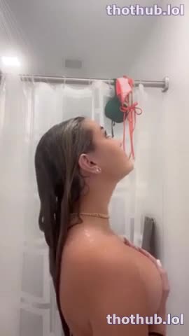 OnlyFans leaked Breckie hill shower on HDthot