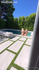 Summer Brookes & scarlettkissesxo POV ItsDaniDay