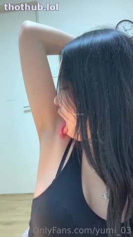 OnlyFans leaked Yumi_03 armpit licking fetish on HDthot