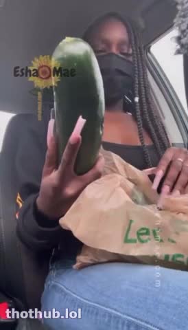 OnlyFans leaked schokonese (OF esha mae) squirt in her car on HDthot