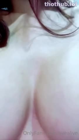 OnlyFans leaked Eyealive show tits on HDthot