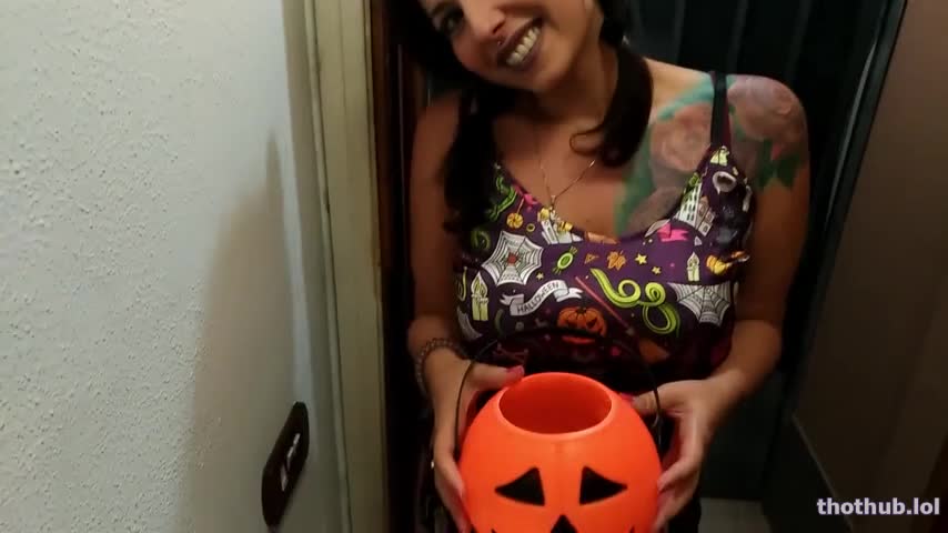 OnlyFans leaked MissChillaBit -- Trick or Tits Halloween on HDthot