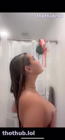 OnlyFans leaked Breckie Hill shower video on HDthot