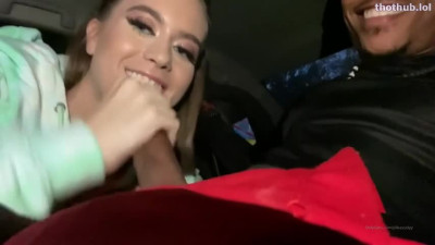 Jill.kassidy giving the best blowjob in a car