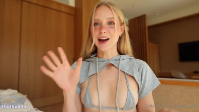 Caroline Zalog Kawaii Try On Haul Video Leaked