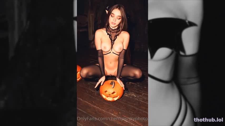 OnlyFans leaked Seltin Sweety Halloween Teasing on HDthot