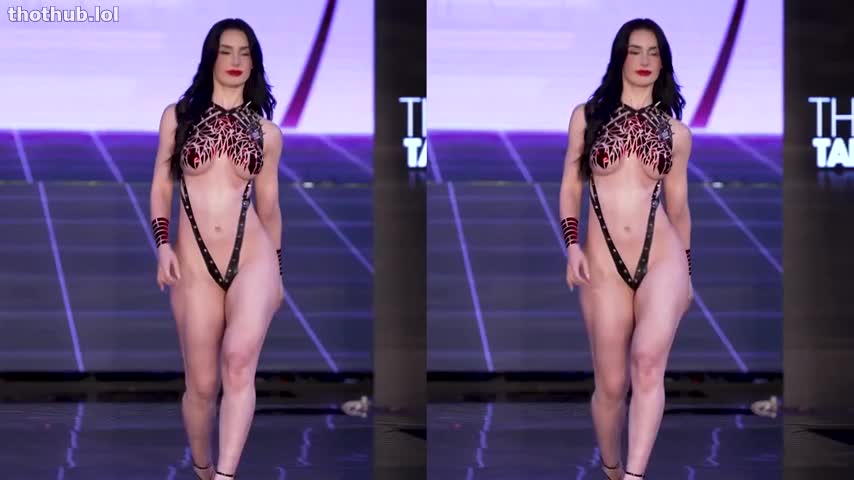 OnlyFans leaked Shay @shaymariahhh on the catwalk on HDthot