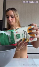 Kaitlyn Krems ppv baking strip video