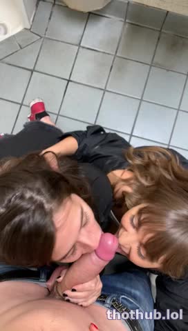 Riley Reid OnlyFans leaked Riley Reid restroom Double blowjob on HDthot