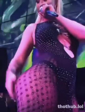 Iggy twerking 2