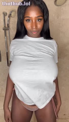 OnlyFans leaked ellietheempress shower time with white T-shirt on HDthot