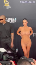 bianca censori naked dress