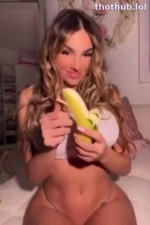 Lyna Perez Banana Blowjob