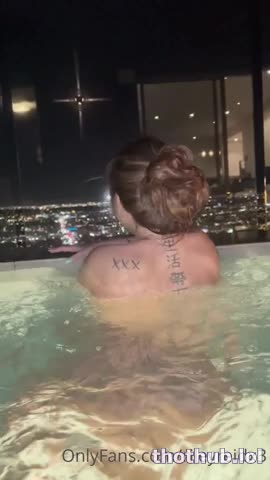 Riley Reid OnlyFans leaked Riley Reid Wet Pool BJ on HDthot